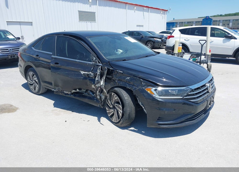 2020 VOLKSWAGEN JETTA 1.4T SEL VIN: 3VWE57BU2LM077600
