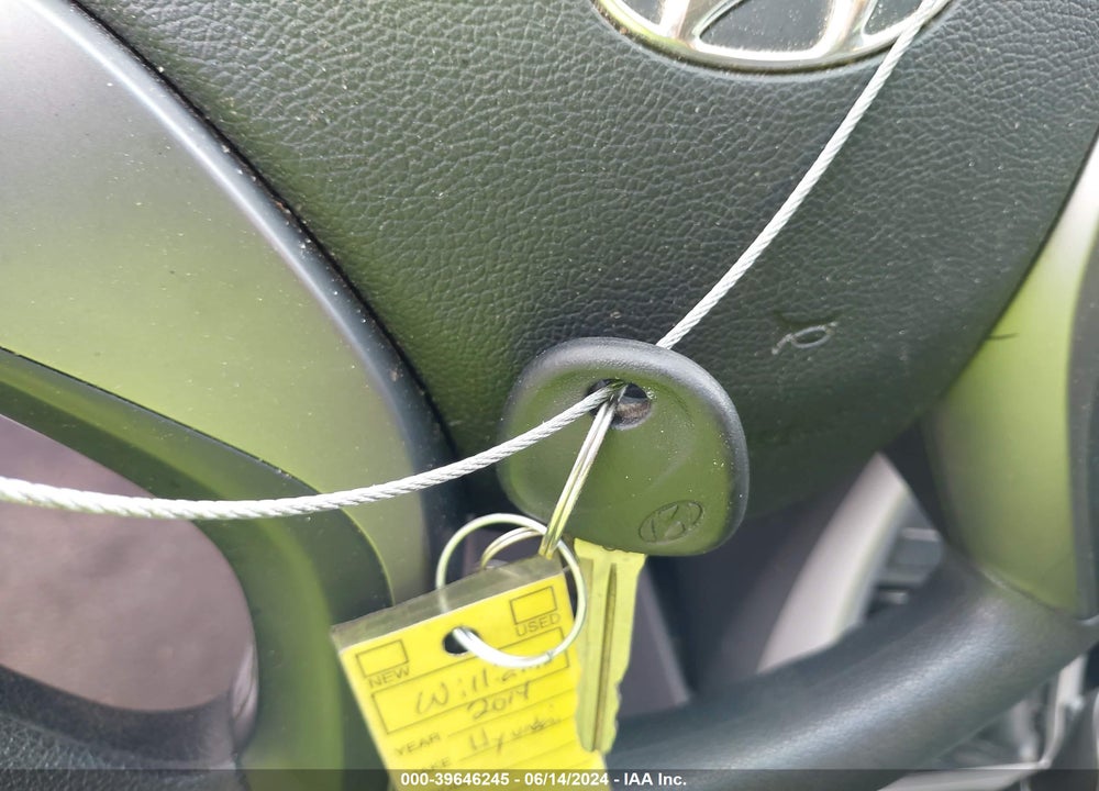 2014 HYUNDAI ELANTRA SE VIN: 5NPDH4AE1EH481625