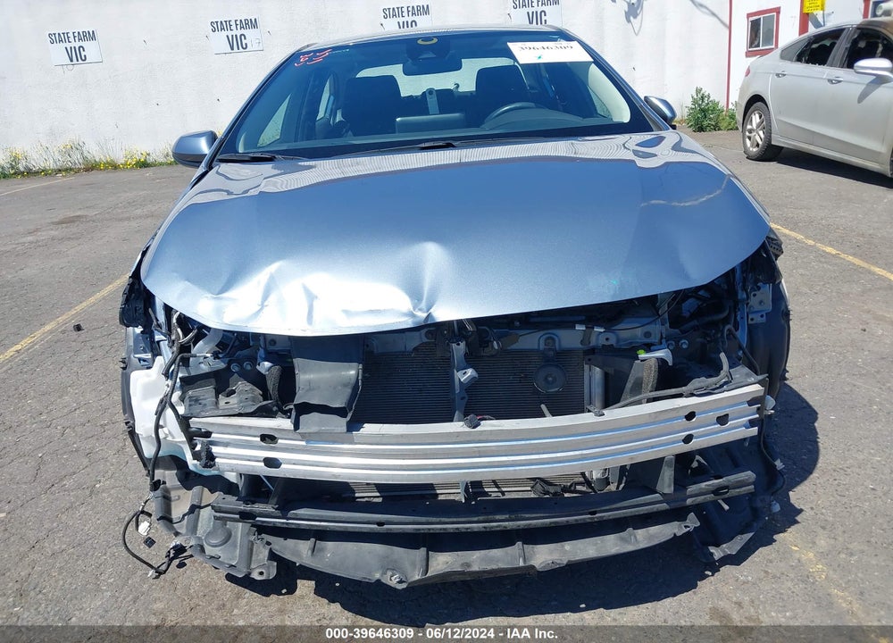 2022 TOYOTA COROLLA LE VIN: 5YFEPMAE1NP318256
