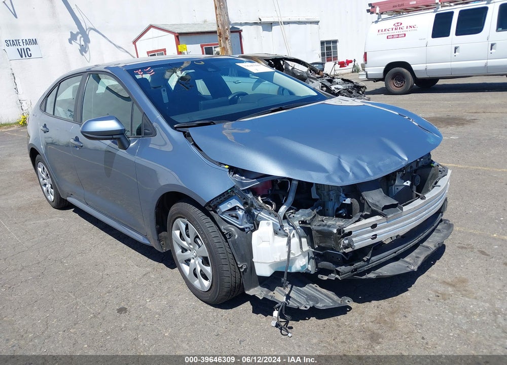 2022 TOYOTA COROLLA LE VIN: 5YFEPMAE1NP318256