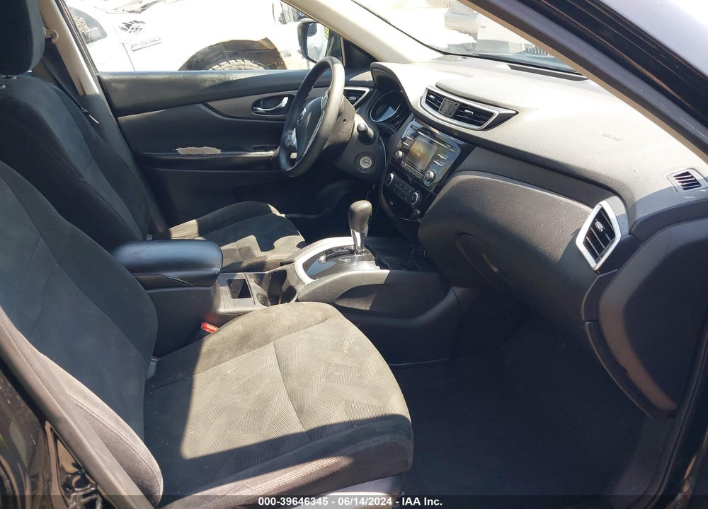 2016 NISSAN ROGUE S VIN: 5N1AT2MT4GC838161