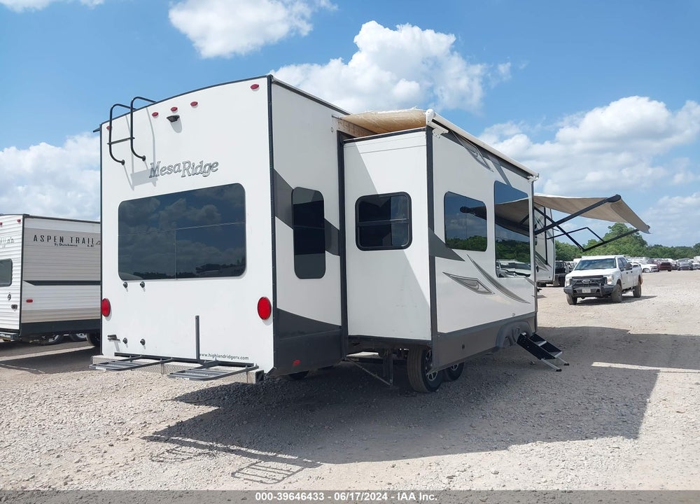 2018 HIGHLAND RIDGE MESA RIDGE 348RLS VIN: 58TCH0BT3J3FD3063