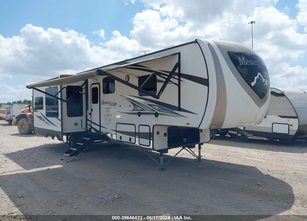 2018 HIGHLAND RIDGE MESA RIDGE 348RLS VIN: 58TCH0BT3J3FD3063