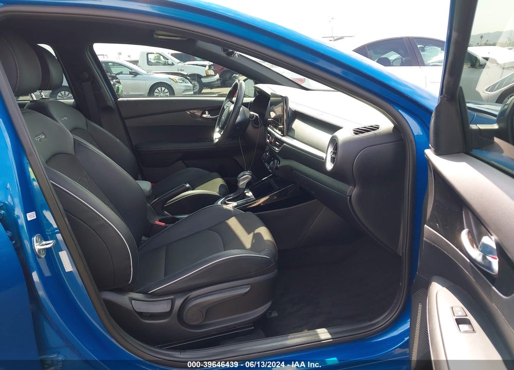 2023 KIA FORTE GT LINE VIN: 3KPF54AD1PE555917