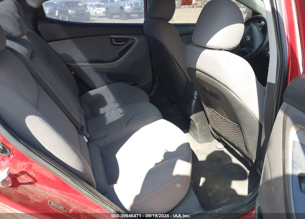 2016 HYUNDAI ELANTRA SE VIN: 5NPDH4AE2GH666687