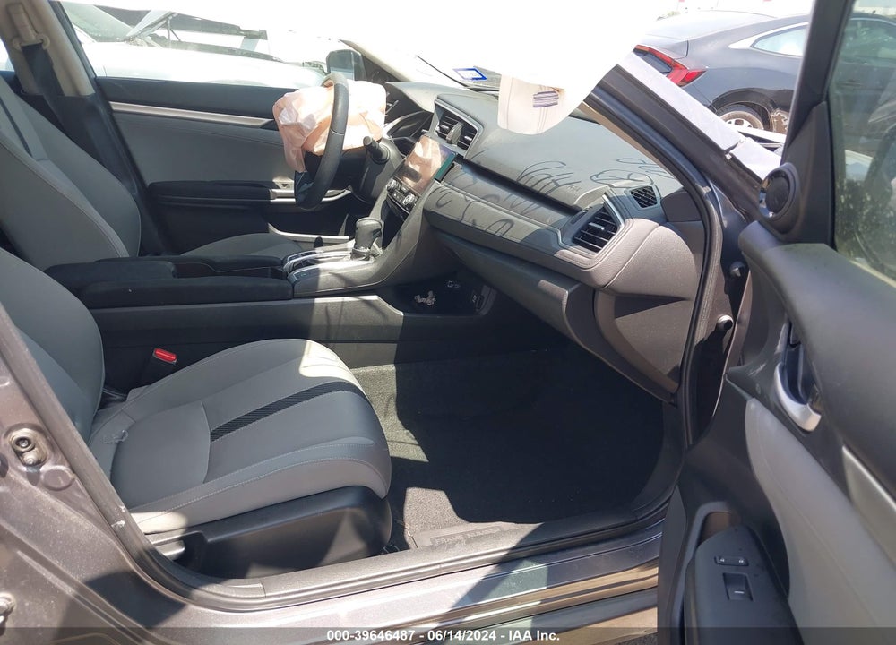 2018 HONDA CIVIC EX VIN: 2HGFC2F72JH539185