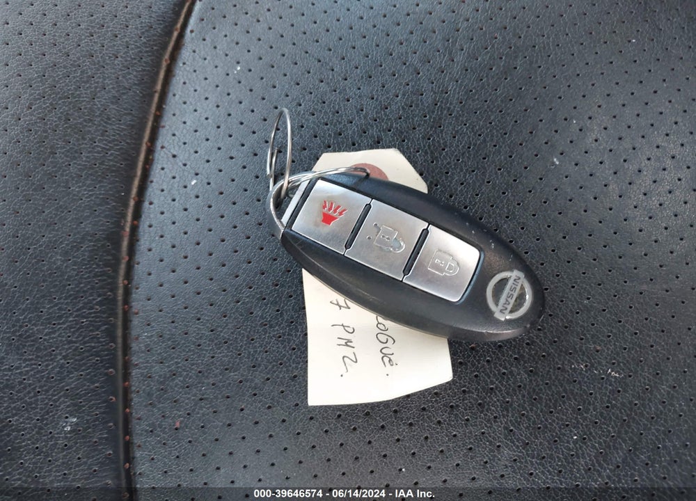 2011 NISSAN ROGUE SV VIN: JN8AS5MV8BW274701
