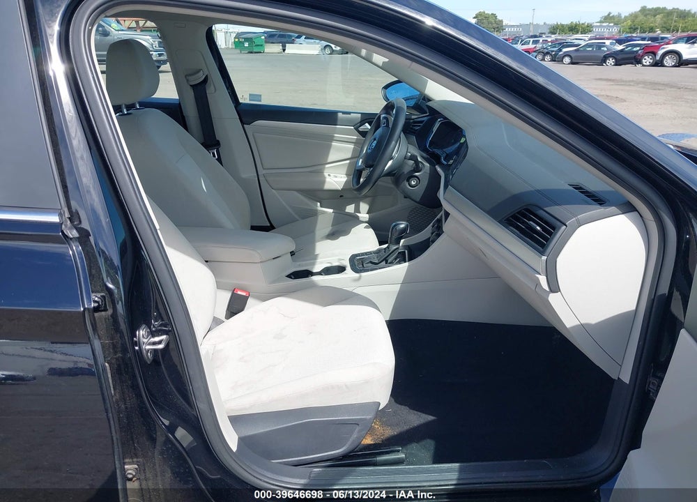 2019 VOLKSWAGEN JETTA 1.4T R-LINE/1.4T S/1.4T SE VIN: 3VWC57BU2KM231292