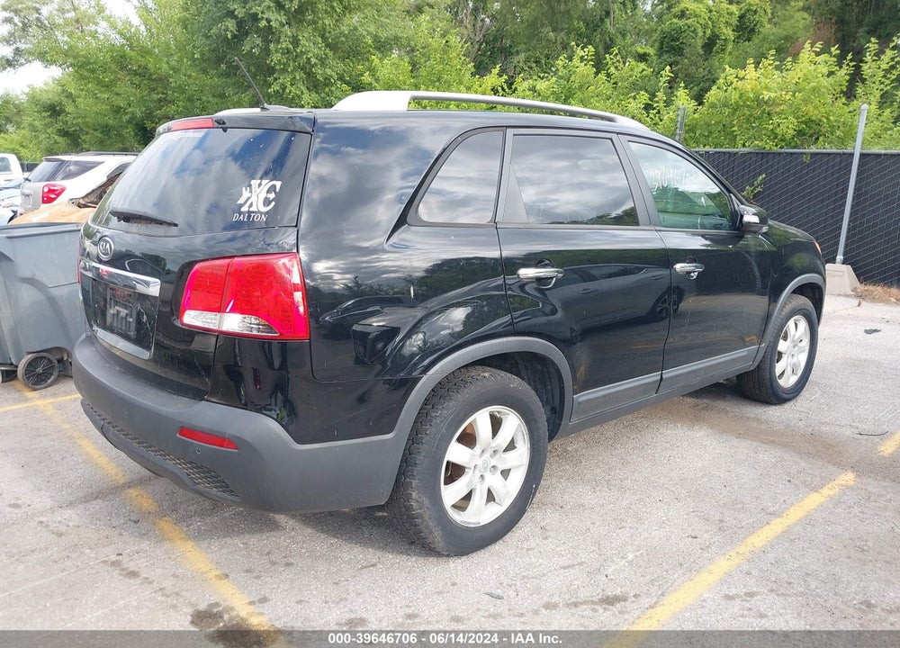 2011 KIA SORENTO LX VIN: 5XYKT4A12BG079778