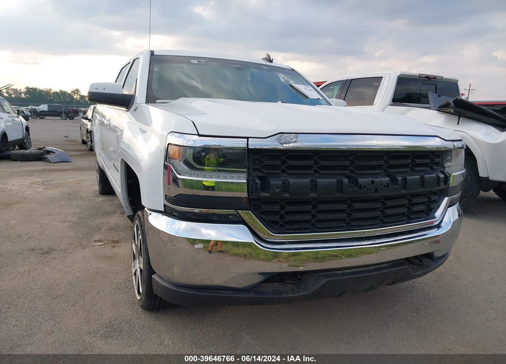 2016 CHEVROLET SILVERADO 1500 1LT VIN: 3GCUKREC5GG333318