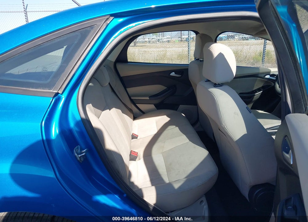 2015 FORD FOCUS SE VIN: 1FADP3F22FL347804