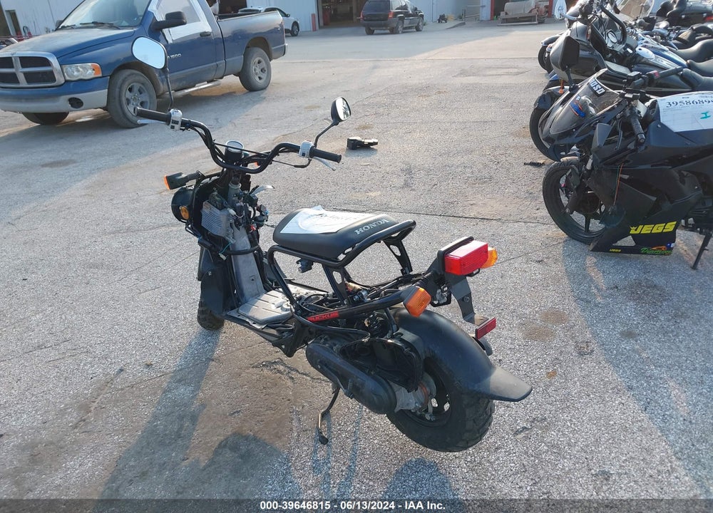 2015 HONDA NPS50 VIN: JH2AF5810FK304723