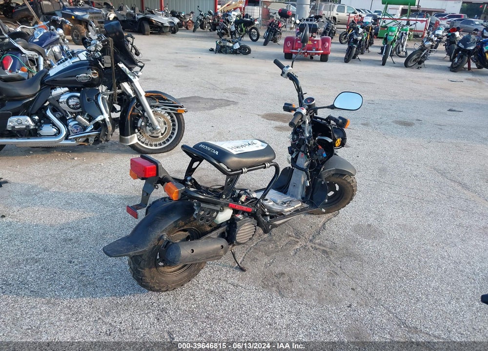 2015 HONDA NPS50 VIN: JH2AF5810FK304723
