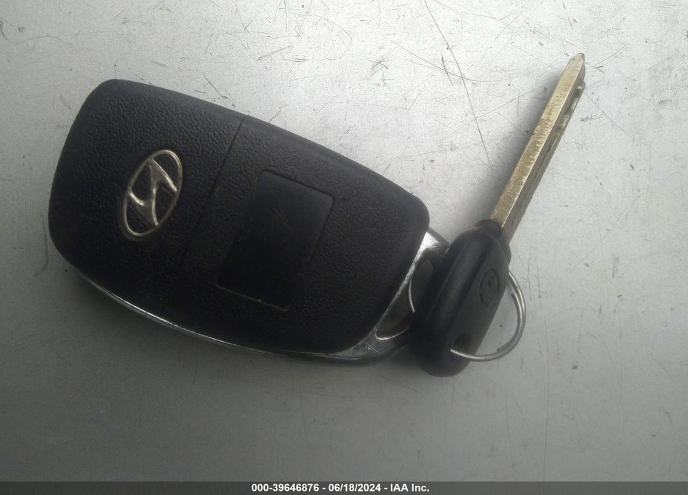 2016 HYUNDAI SONATA SE VIN: 5NPE24AF1GH265078