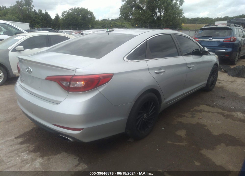 2016 HYUNDAI SONATA SE VIN: 5NPE24AF1GH265078