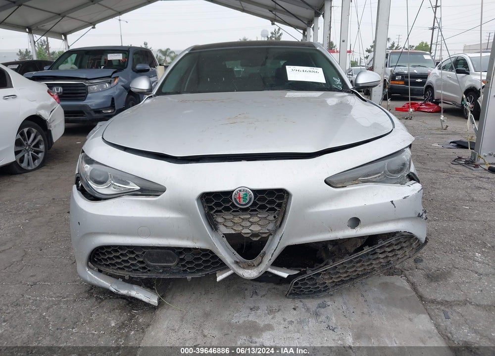 2018 ALFA ROMEO GIULIA TI SPORT RWD VIN: ZARFAECN3J7583500