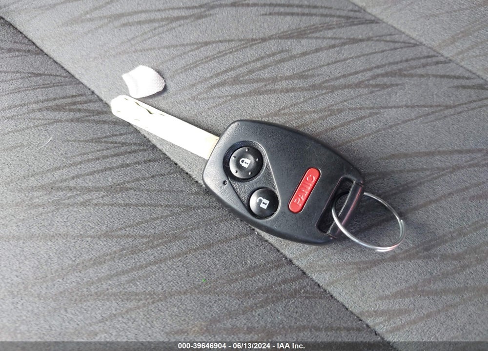 2008 HONDA CIVIC LX VIN: 2HGFG12648H563624