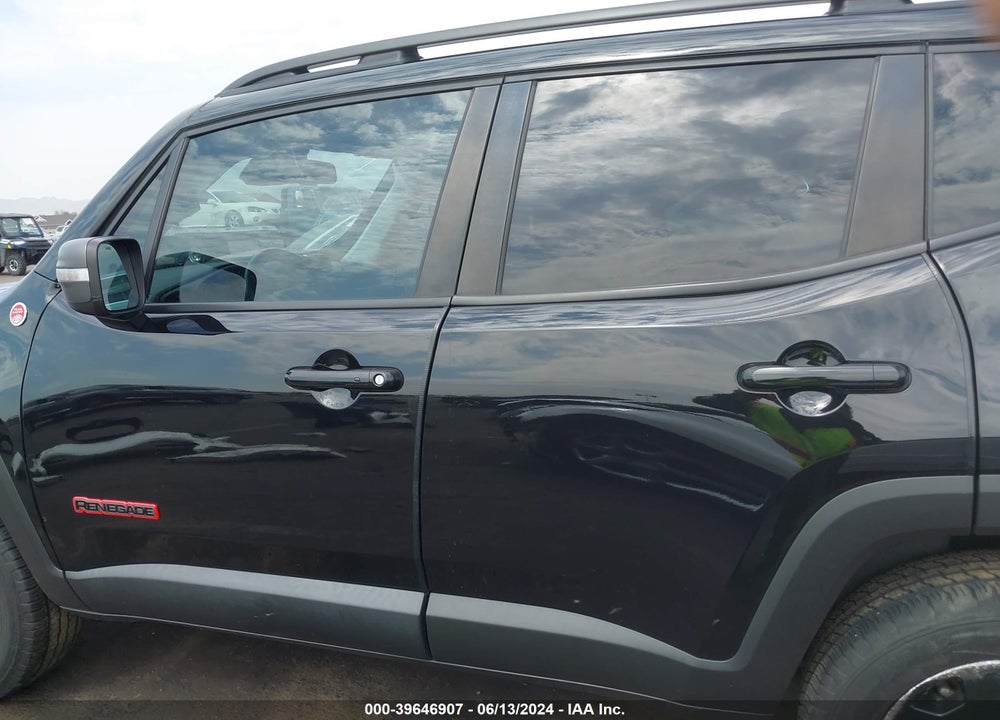 2018 JEEP RENEGADE TRAILHAWK 4X4 VIN: ZACCJBCB0JPJ02118