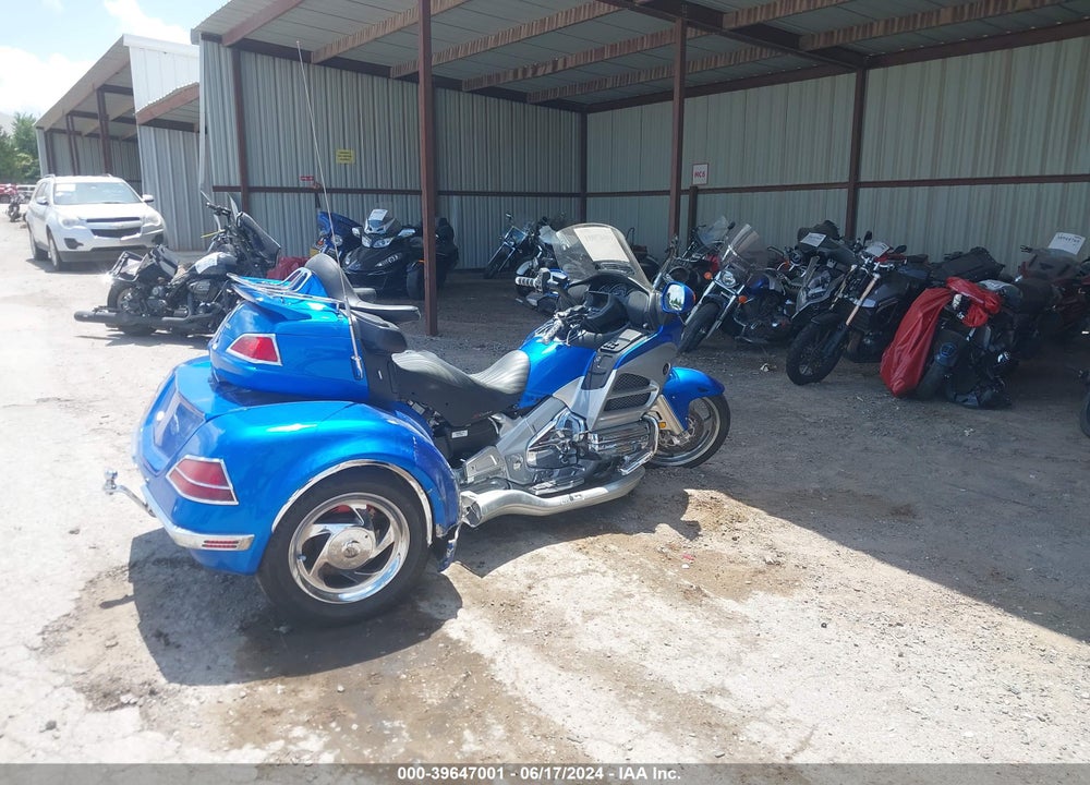 2013 HONDA GL1800 G VIN: JH2SC68G7DK100361