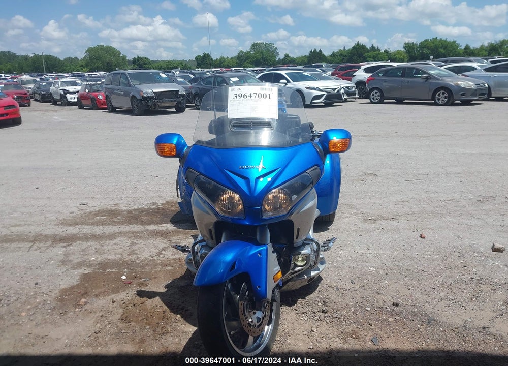 2013 HONDA GL1800 G VIN: JH2SC68G7DK100361