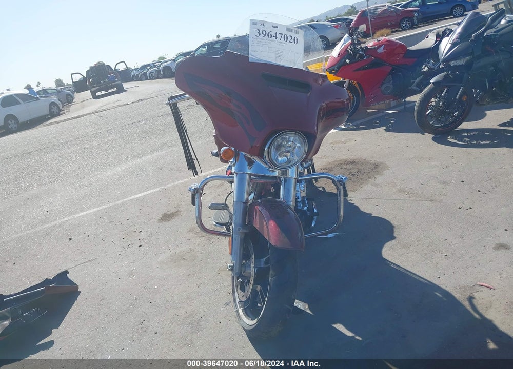 2017 HARLEY-DAVIDSON FLHXS STREET GLIDE SPECIAL VIN: 1HD1KRC15HB693296