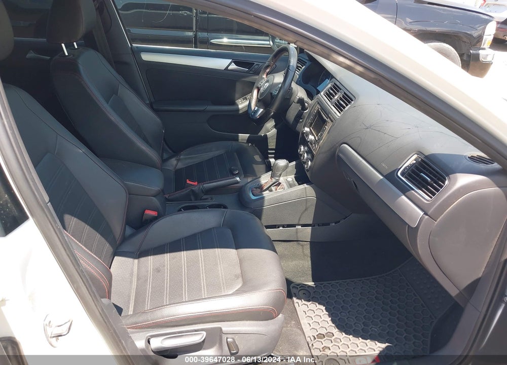 2014 VOLKSWAGEN JETTA GLI AUTOBAHN W/NAV VIN: 3VW4T7AJ2EM389735