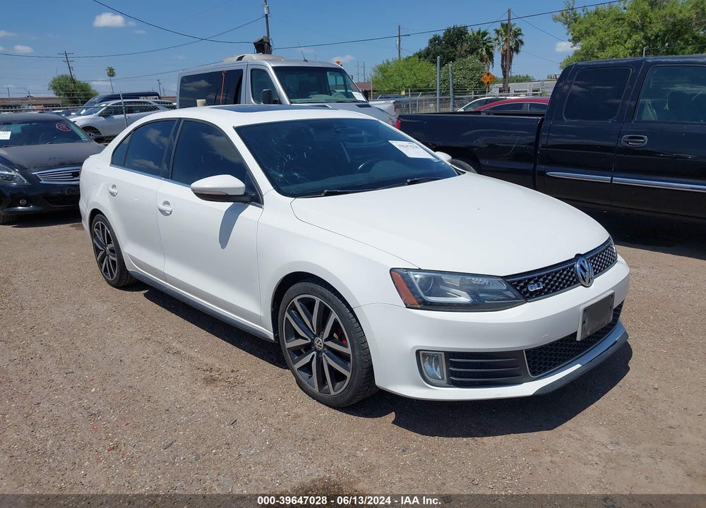 2014 VOLKSWAGEN JETTA GLI AUTOBAHN W/NAV VIN: 3VW4T7AJ2EM389735