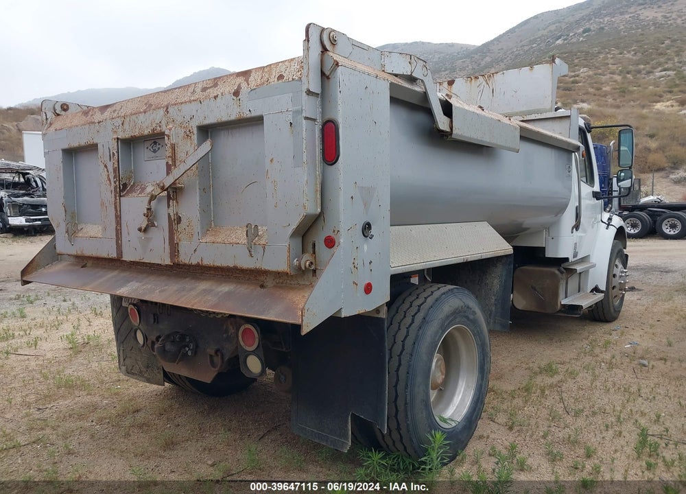 2010 FREIGHTLINER M2 106 MEDIUM DUTY VIN: 1FVACWDT4ADAT1420