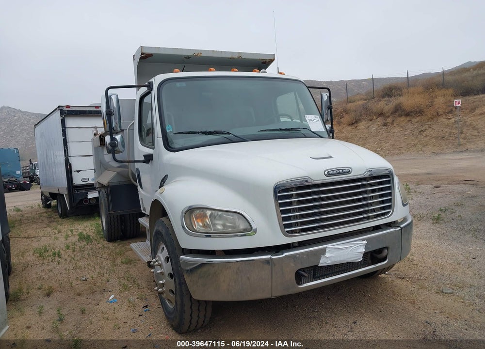 2010 FREIGHTLINER M2 106 MEDIUM DUTY VIN: 1FVACWDT4ADAT1420