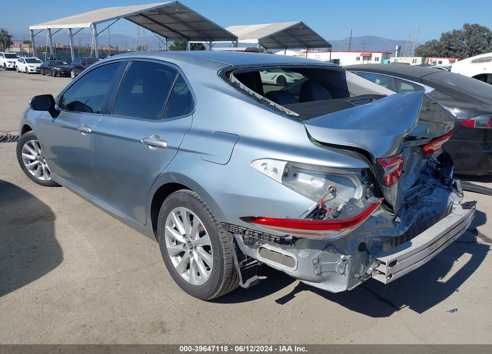 2018 TOYOTA CAMRY LE VIN: JTNB11HK3J3046452