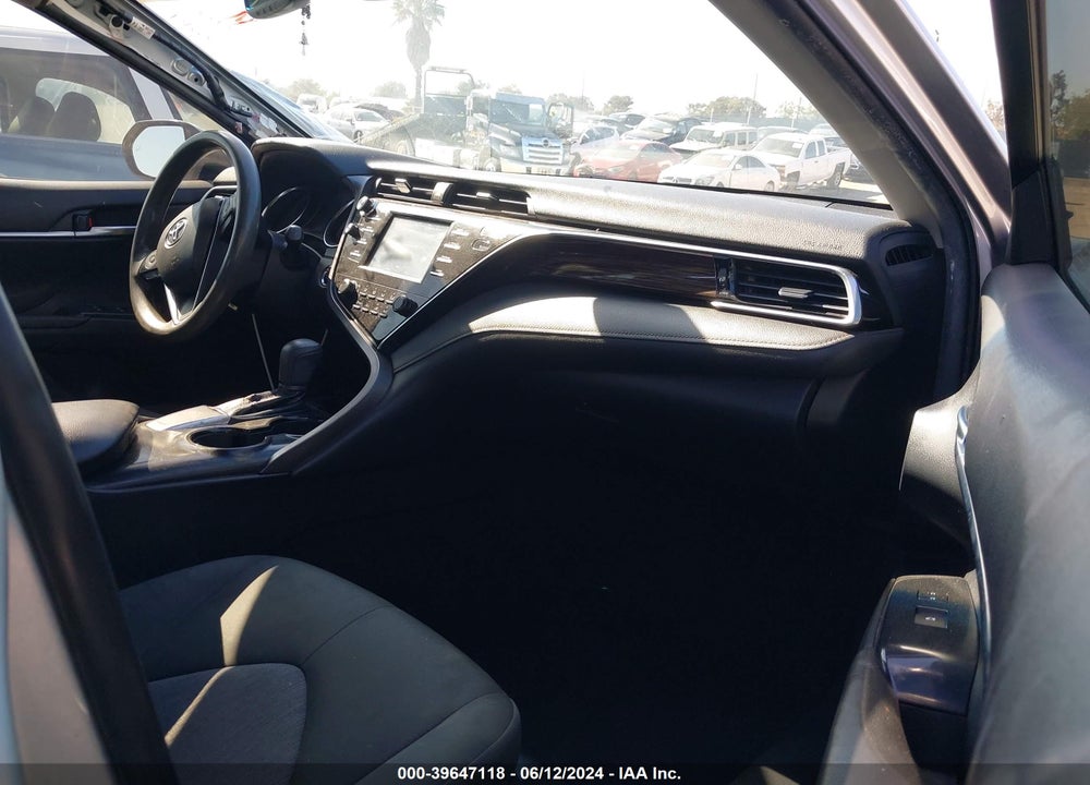 2018 TOYOTA CAMRY LE VIN: JTNB11HK3J3046452