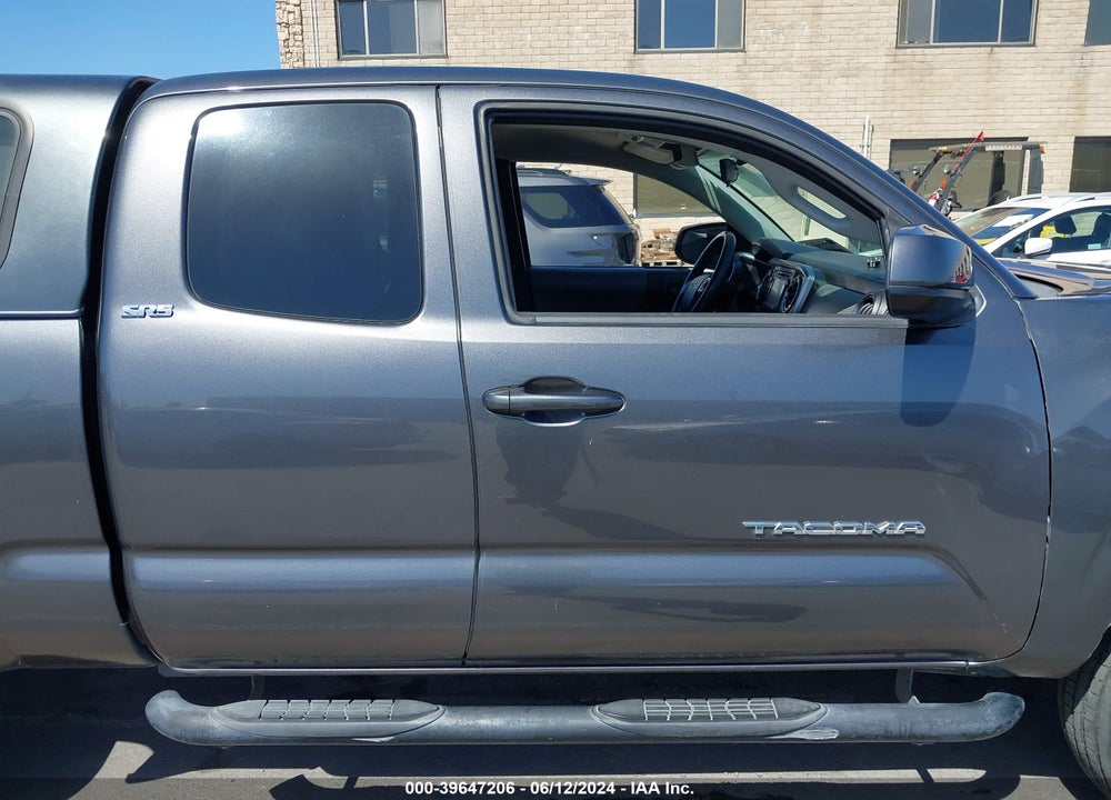 2017 TOYOTA TACOMA SR5 VIN: 5TFRX5GNXHX075521