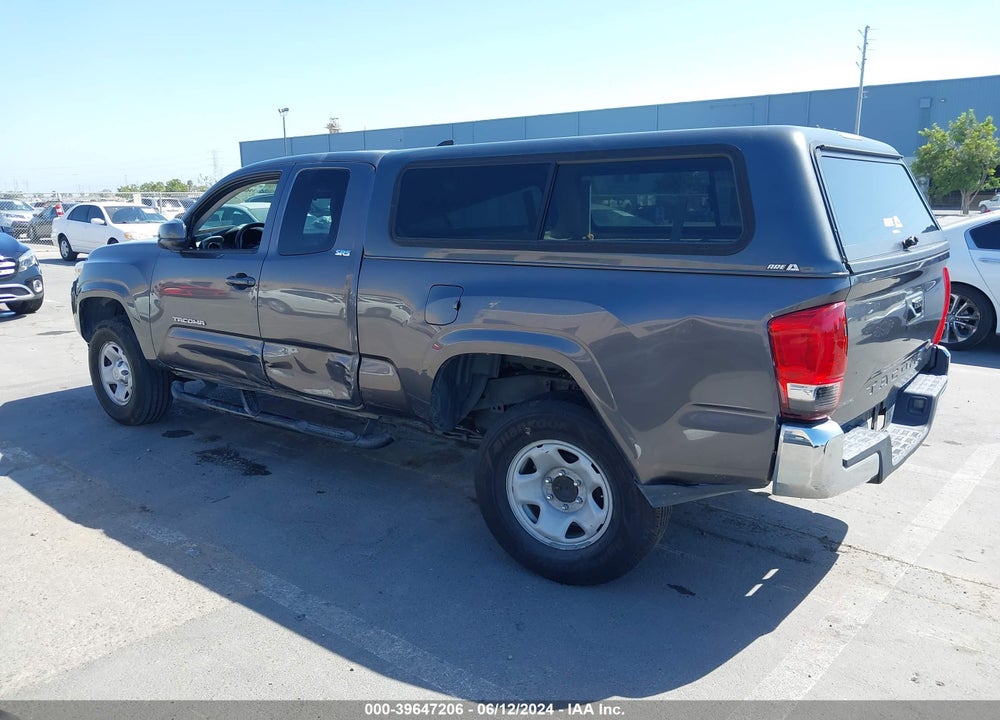 2017 TOYOTA TACOMA SR5 VIN: 5TFRX5GNXHX075521