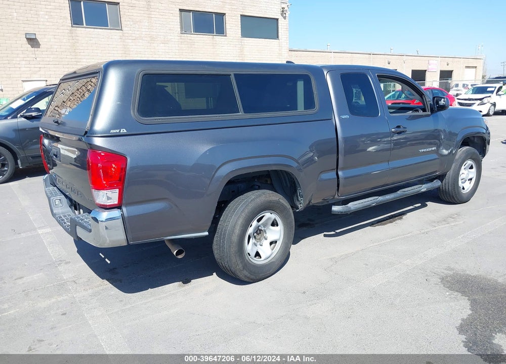2017 TOYOTA TACOMA SR5 VIN: 5TFRX5GNXHX075521