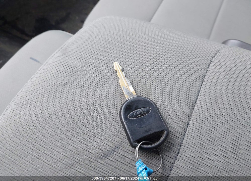 2007 FORD F-150 STX/XL/XLT VIN: 1FTRF12W57KD15324