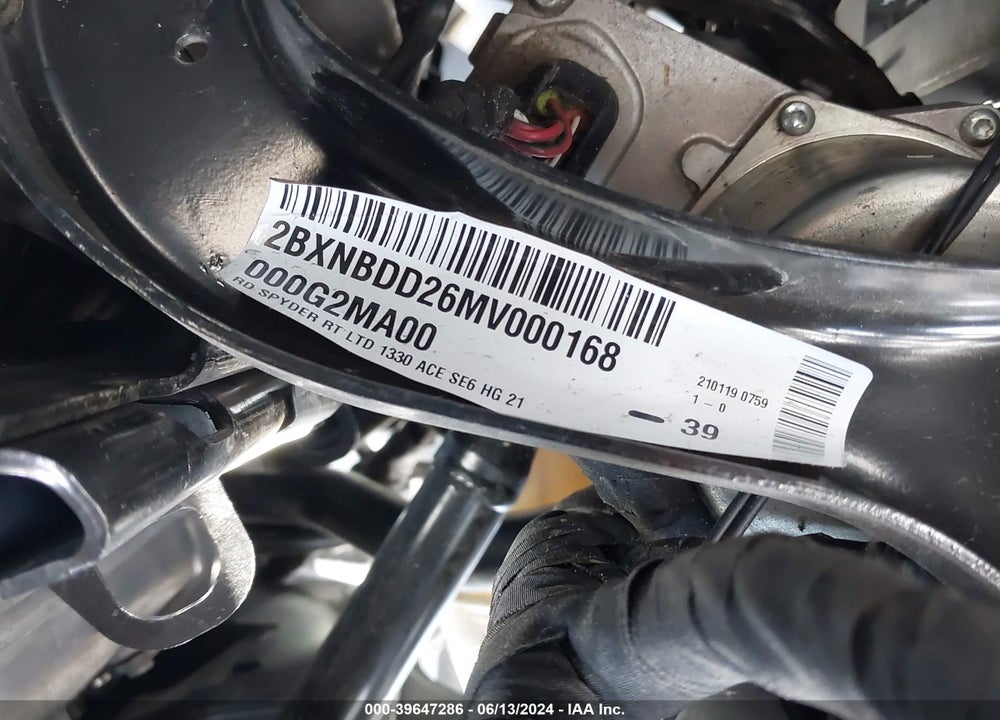 2021 CAN-AM SPYDER ROADSTER VIN: 2BXNBDD26MV000168