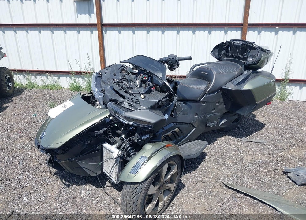 2021 CAN-AM SPYDER ROADSTER VIN: 2BXNBDD26MV000168