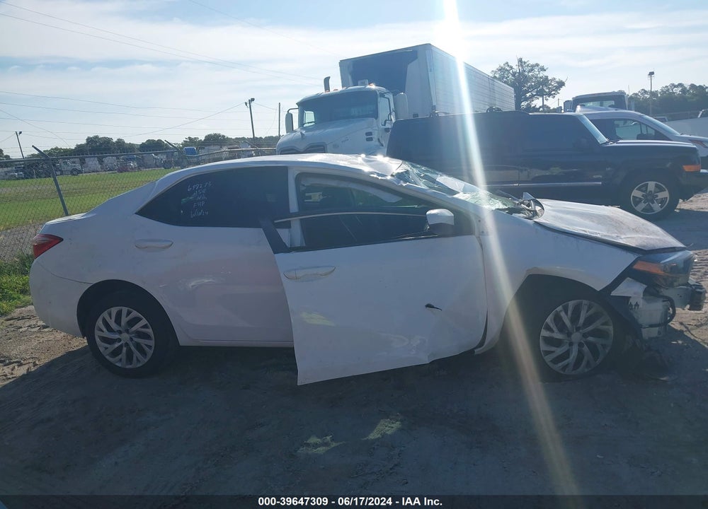 2019 TOYOTA COROLLA LE VIN: 2T1BURHE7KC197548