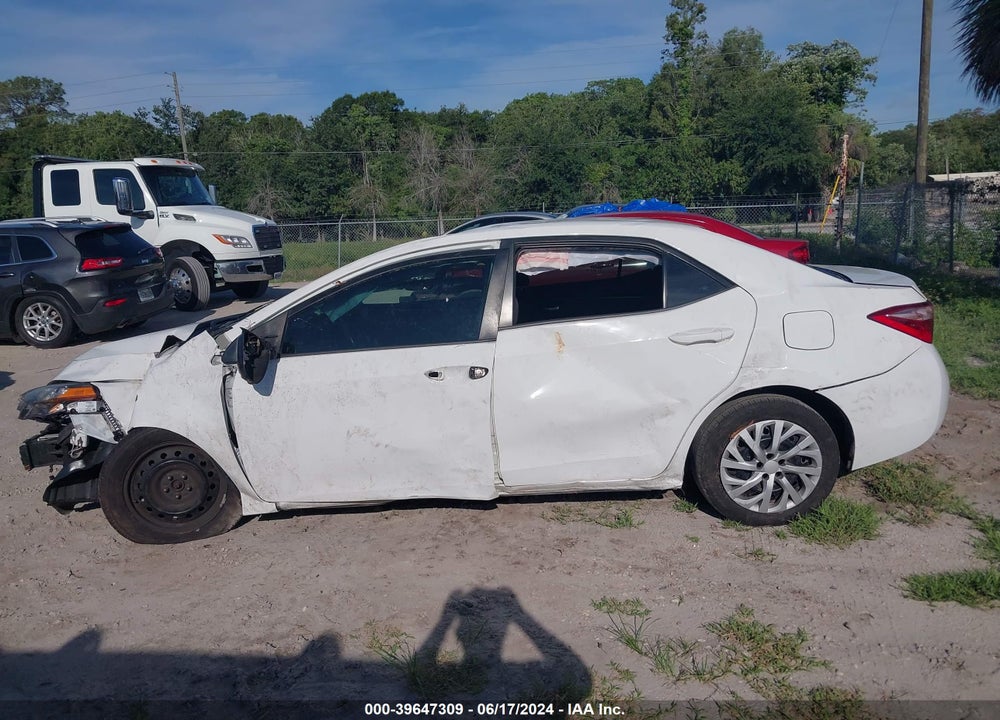 2019 TOYOTA COROLLA LE VIN: 2T1BURHE7KC197548