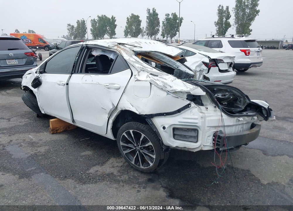 2017 TOYOTA COROLLA SE VIN: 5YFBURHE3HP710870