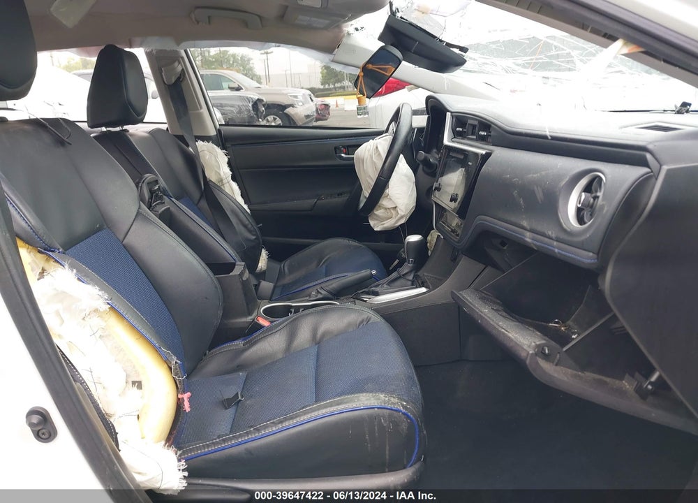 2017 TOYOTA COROLLA SE VIN: 5YFBURHE3HP710870