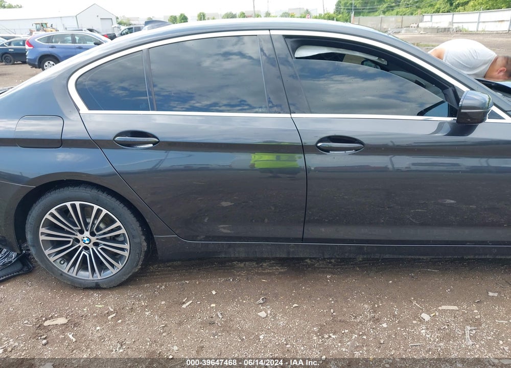 2019 BMW 530I XDRIVE VIN: WBAJA7C53KWW18900