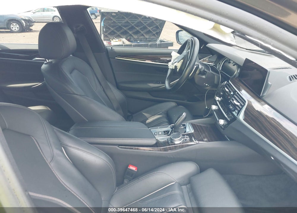 2019 BMW 530I XDRIVE VIN: WBAJA7C53KWW18900