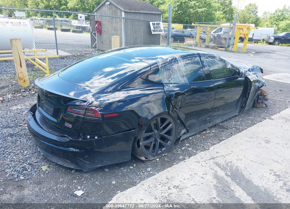 2022 TESLA MODEL S PLAID VIN: 5YJSA1E63NF490242