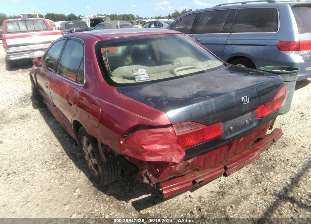 2001 HONDA ACCORD 2.3 EX VIN: 1HGCG56611A083484
