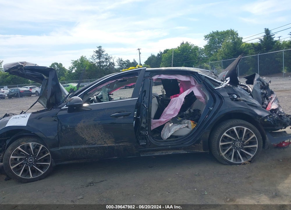 2022 HYUNDAI SONATA LIMITED VIN: KMHL34J29NA230306