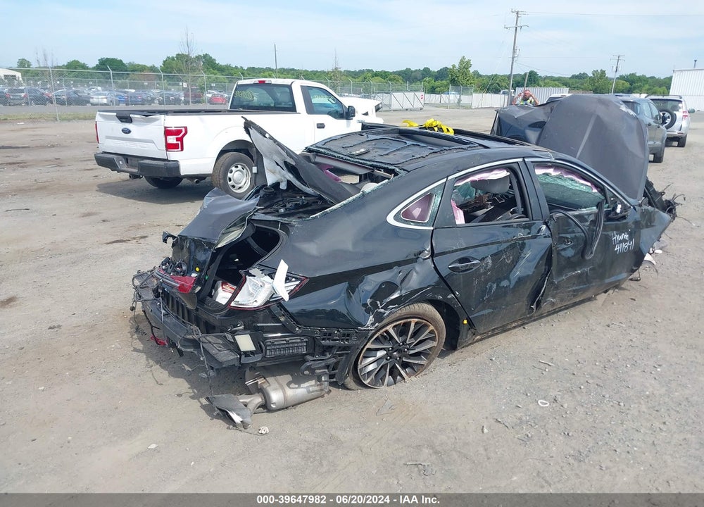 2022 HYUNDAI SONATA LIMITED VIN: KMHL34J29NA230306
