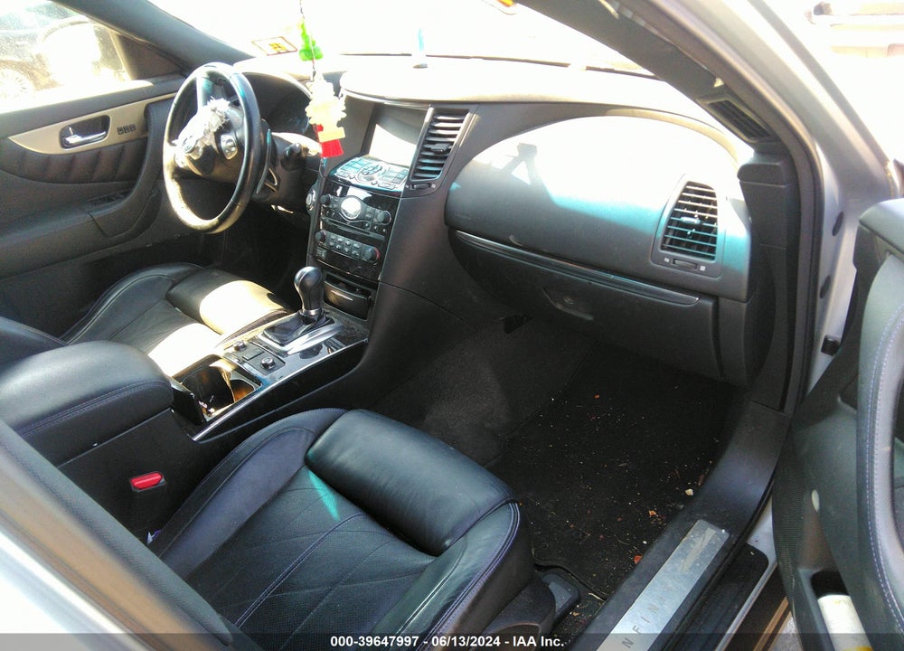 2016 INFINITI QX70 VIN: JN8CS1MW9GM752489