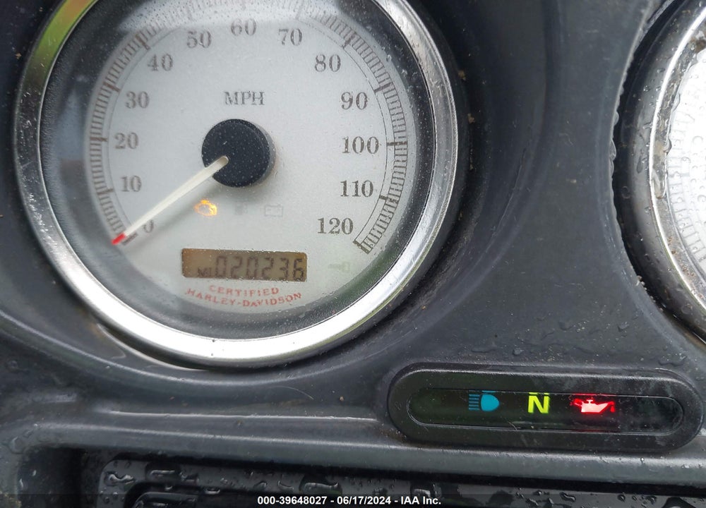 2006 HARLEY-DAVIDSON FLHXI VIN: 1HD1KBW1X6Y657164