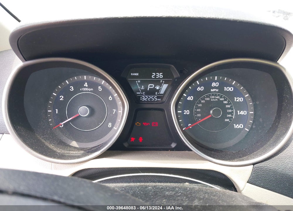 2014 HYUNDAI ELANTRA SE VIN: 5NPDH4AEXEH480442